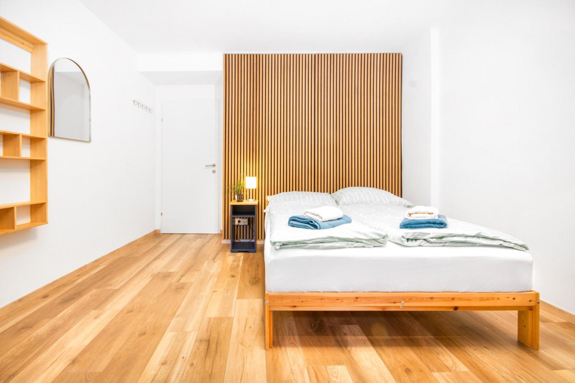 Lendkanal - City - Netflix - Waschmaschine - Kaffeevollautomat - 8 Pax - 4 Schlafzimmer Κλάγκενφουρτ Εξωτερικό φωτογραφία